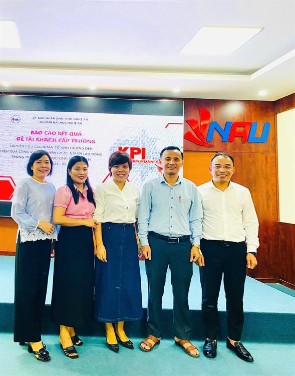 Nghiệm thu đề tài nghiên cứu khoa học cấp trường năm học 2024-2025 khoa Kế toán - kiểm toán