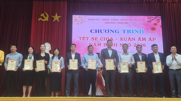 Trường Đại học Nghệ An tham gia chương trình “Tết sẻ chia – Xuân ấm áp” năm Bính Ngọ 2026